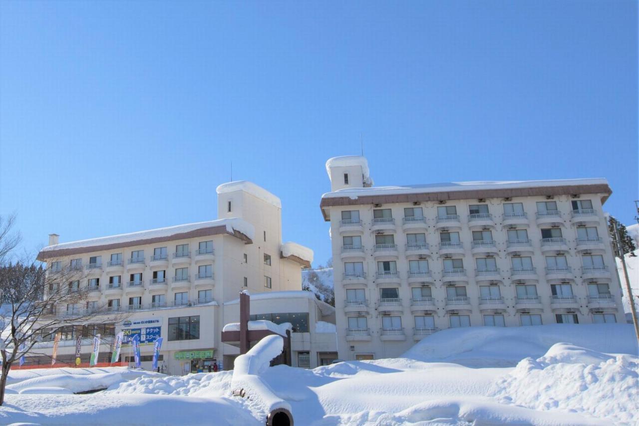 むいか温泉ホテル 南魚沼市 エクステリア 写真