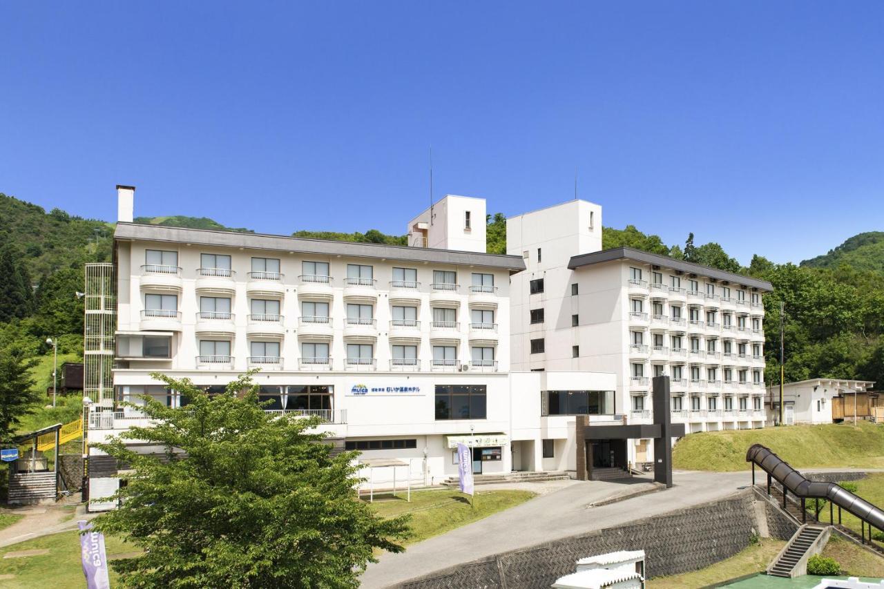 むいか温泉ホテル 南魚沼市 エクステリア 写真